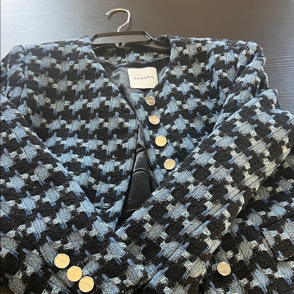 Sandro Elegant Black and Blue Tweed Blazer